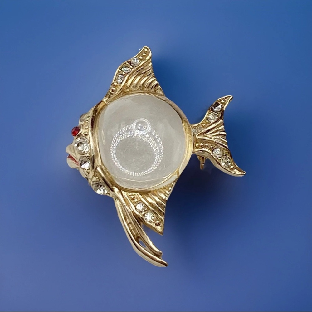 Coro Attributed Jelly Belly Angel Fish Mini Brooch Coastal Grandma Beach Mermaid